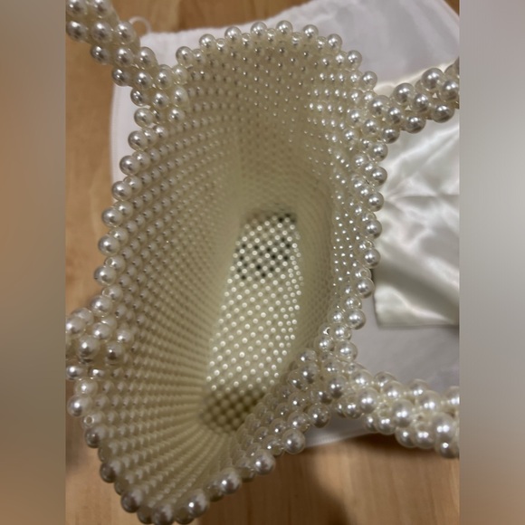 Pearl Handbag - Picture 5 of 10